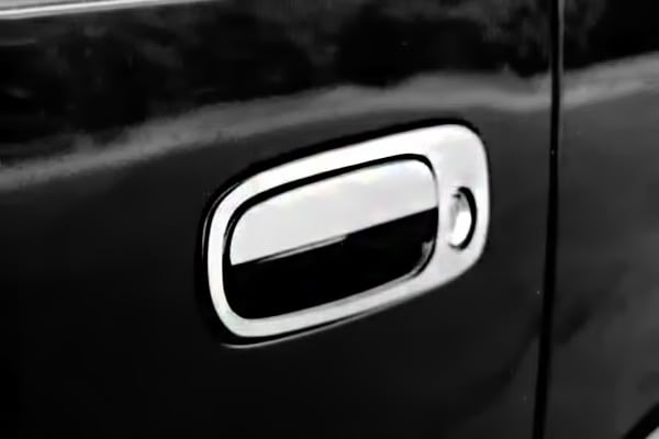 Door Handle Replacement on Late Model Vehicles