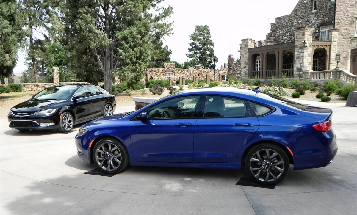 2015 Chrysler 200 gives a first impression worth an ovation