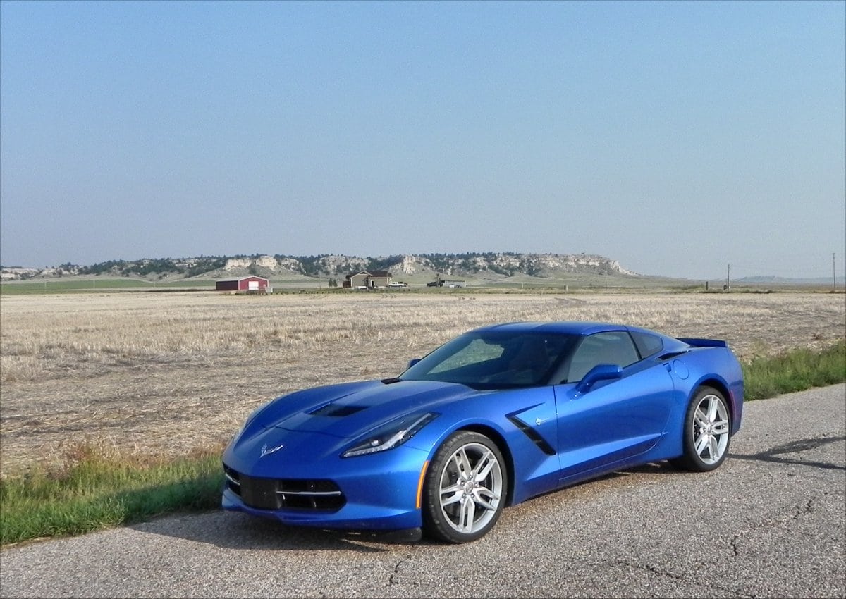2016 Corvette Stingray glides in for a review