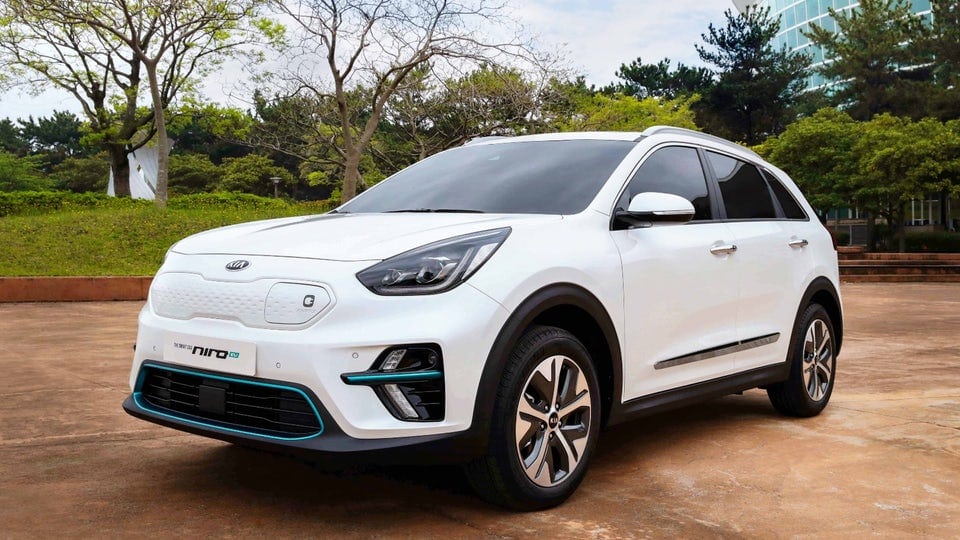 Kia gives a first look at the all-electric Niro production model